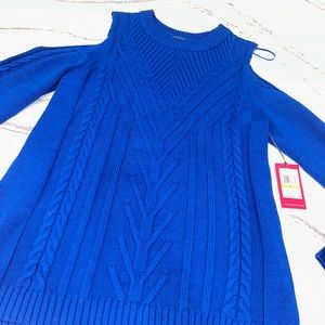 Vince Camuto ladies sweater NWT AM
